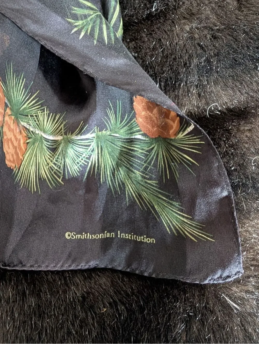 Smithsonian Institution Scarf Women's Black pinecone Print 100% Silk Christmas